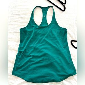 Lululemon size 8 great condition womens tank top green